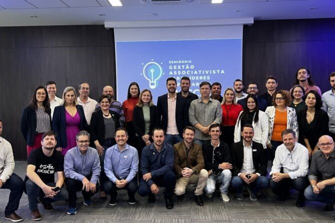 SEMINÁRIO REÚNE LÍDERES EMPRESARIAIS DO SISTEMA FACISC